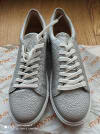 Sneakersy srebrne - marki Mumka Shoes.
