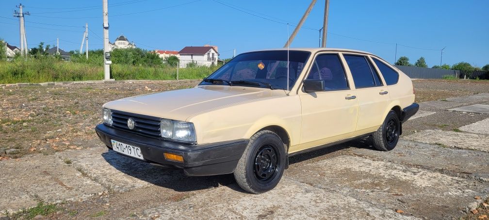 Продам PASSAT B 2 1987
