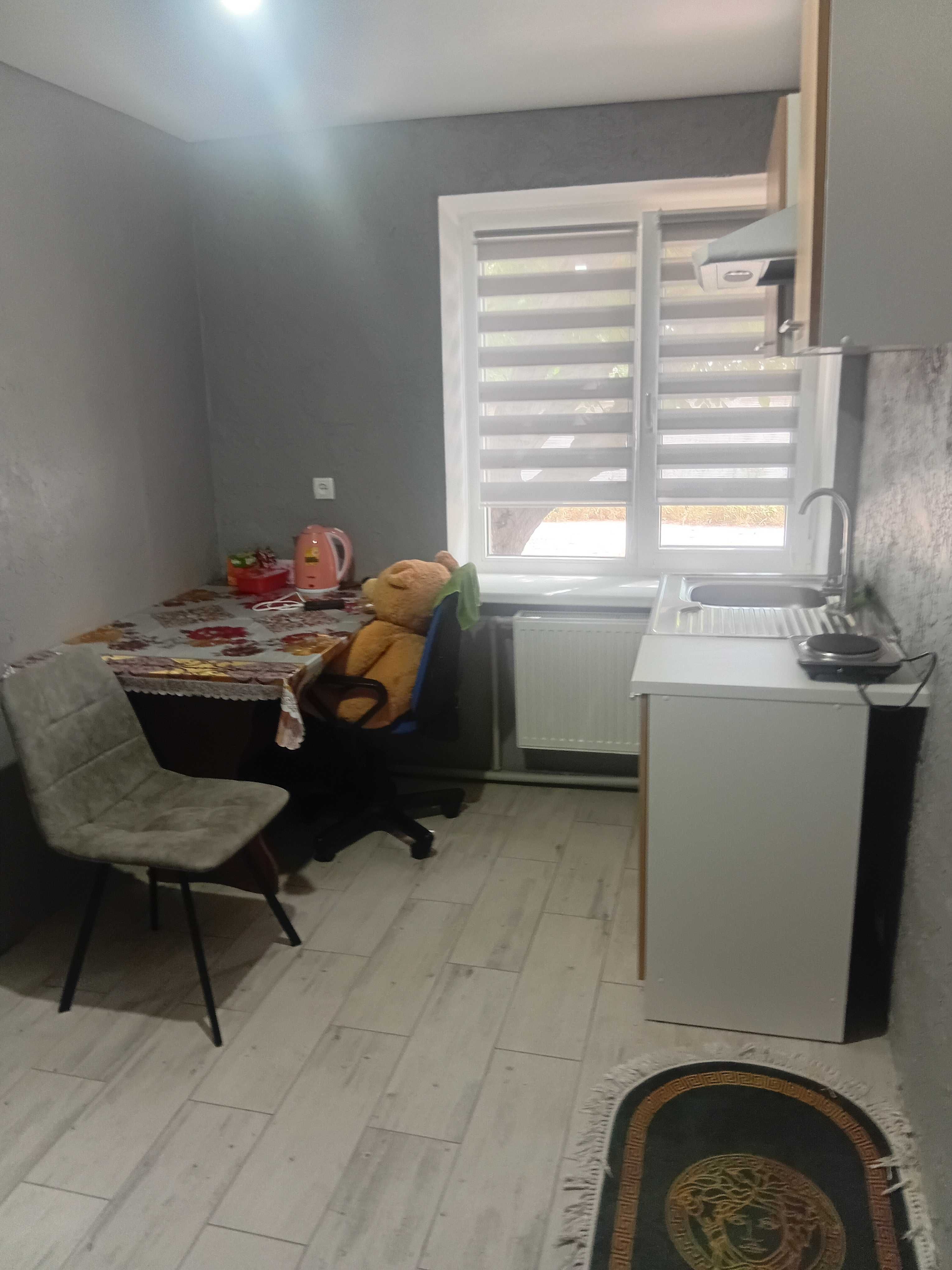 Продам квартиру с гаражом на первом этаже . Рассрочка .