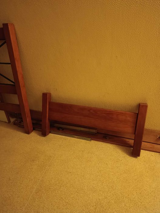 Cama madeira solteiro