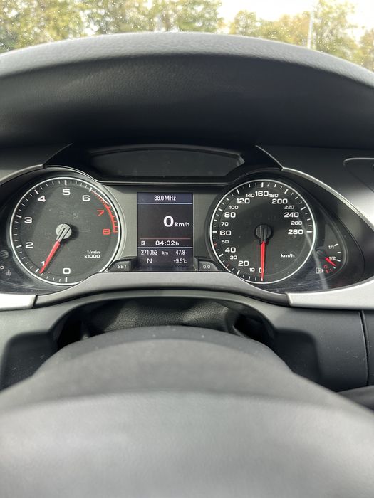 Продам Audi a4 b8 . 2010 рік