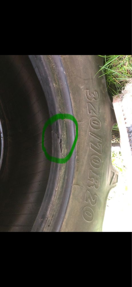320/70R20 BKT Agri MAX
