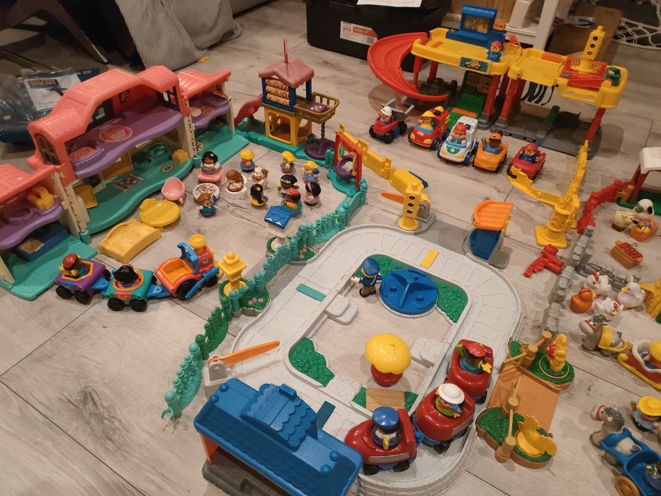 Zestaw Fisher Price Little People