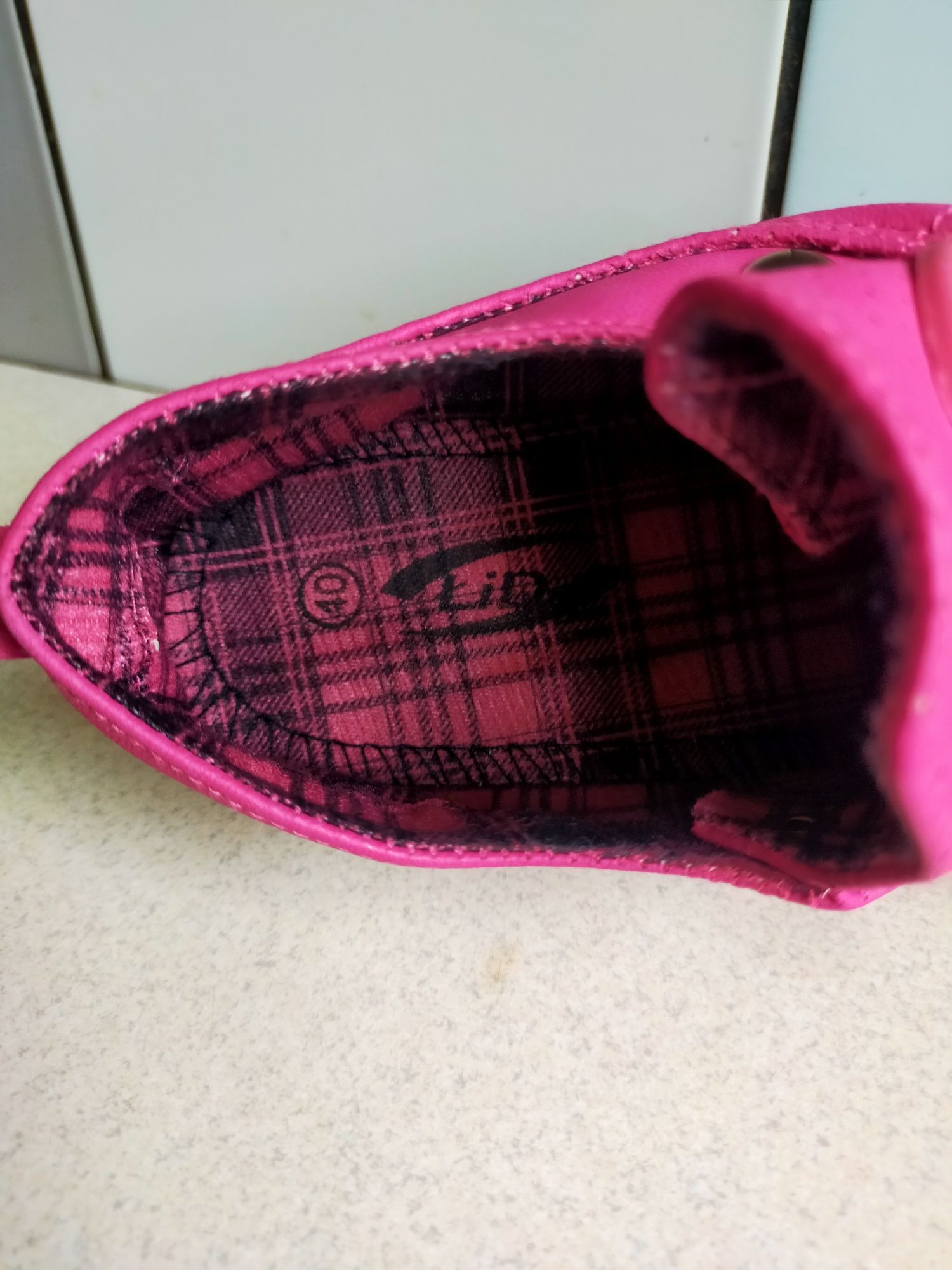 Buty sportowe trampki DiŁ 40/25 cm