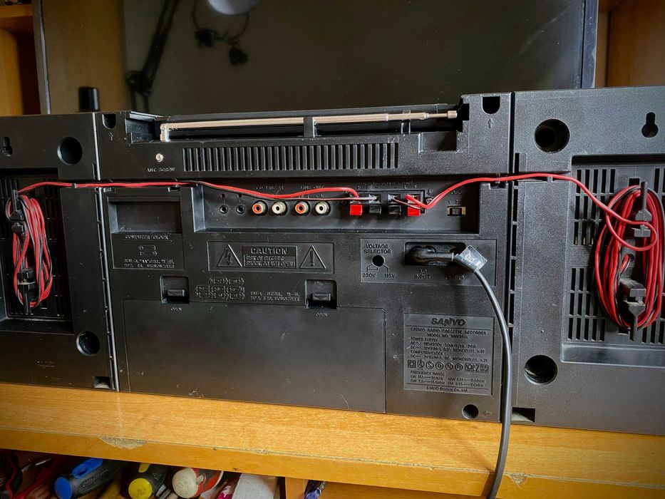 Sanyo MW 255L ,1987 року в. після профілактики (ВІДЕО)