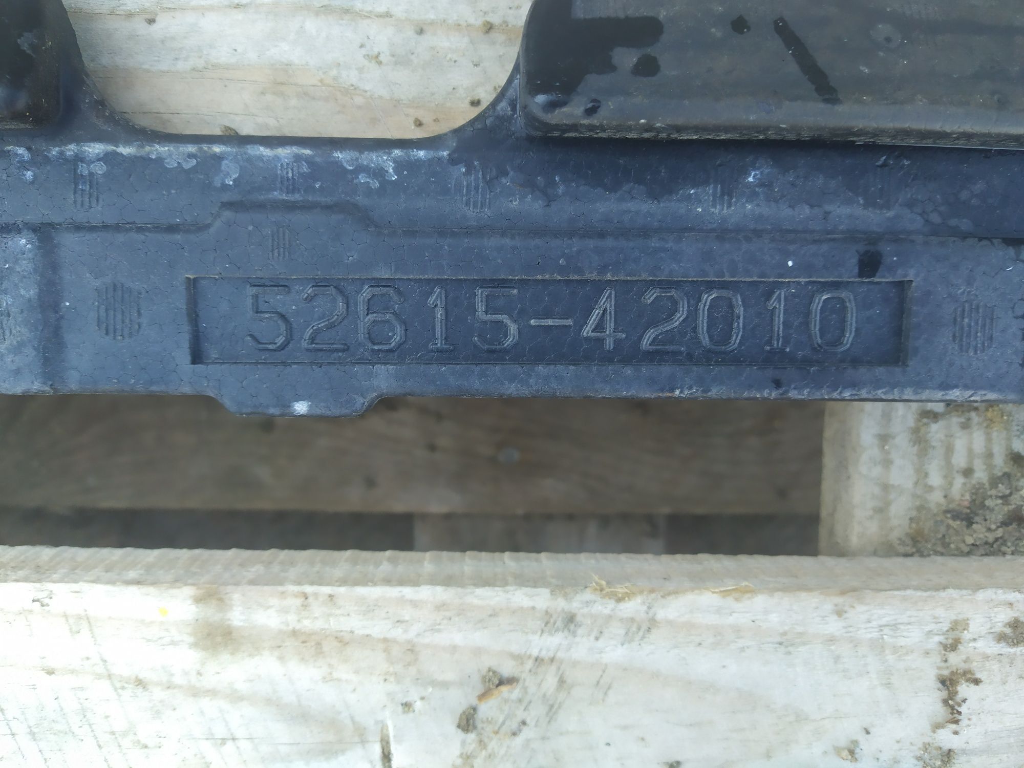 Toyota RAV4 III 3 06-10 absorber zderzaka tył tylny pianka styropian