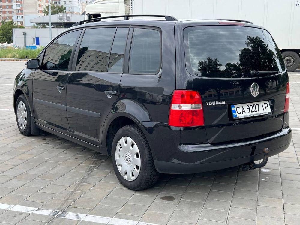 Продам Volkswagen Touran