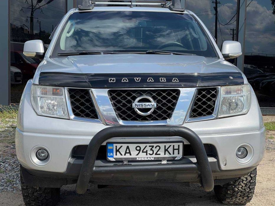 Nissan Navara 2.5 автомат