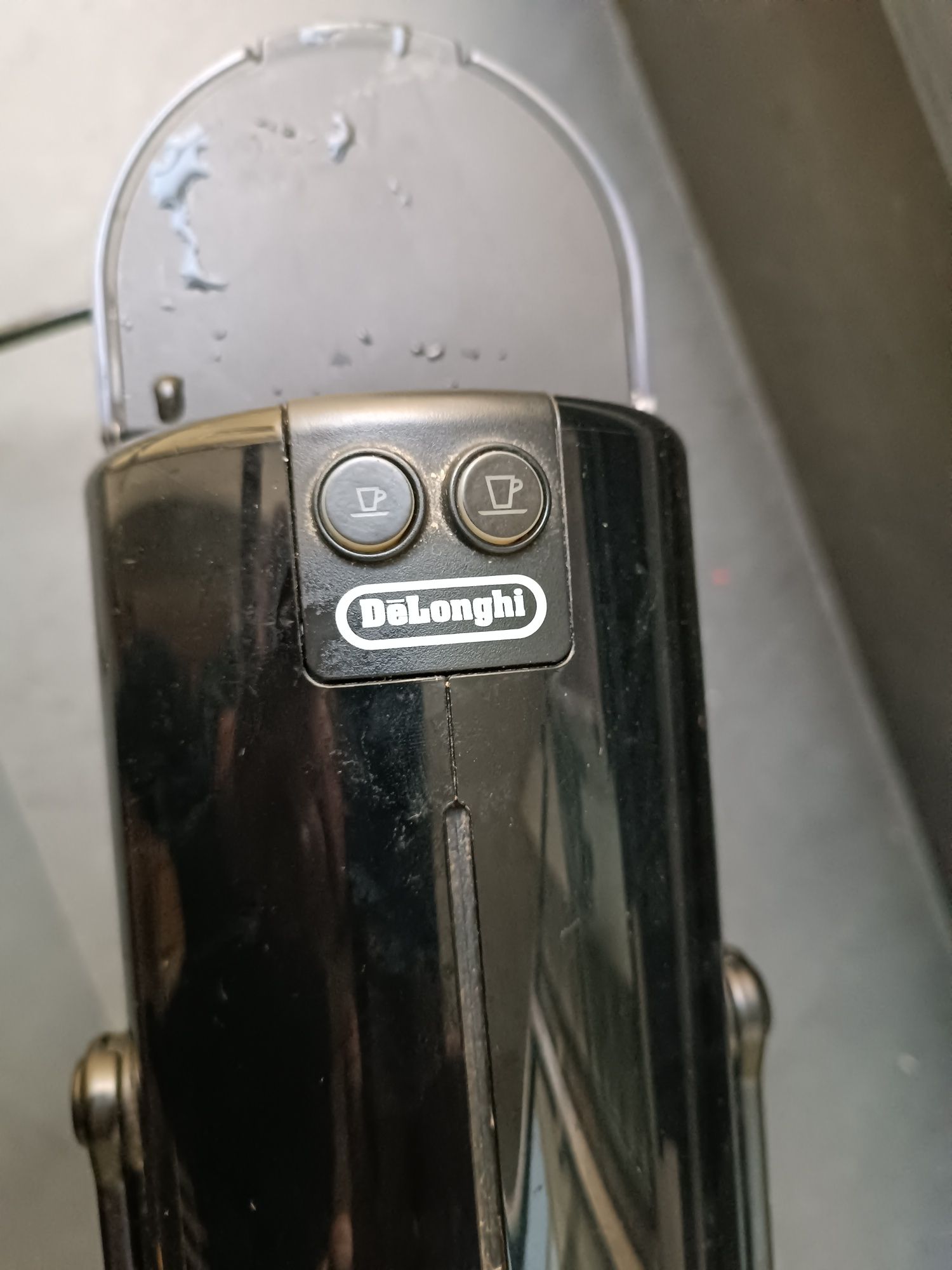 Máquina Café Nespresso Delonghi