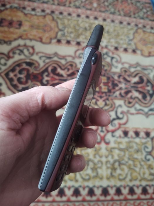 Ericsson r320 баклажан