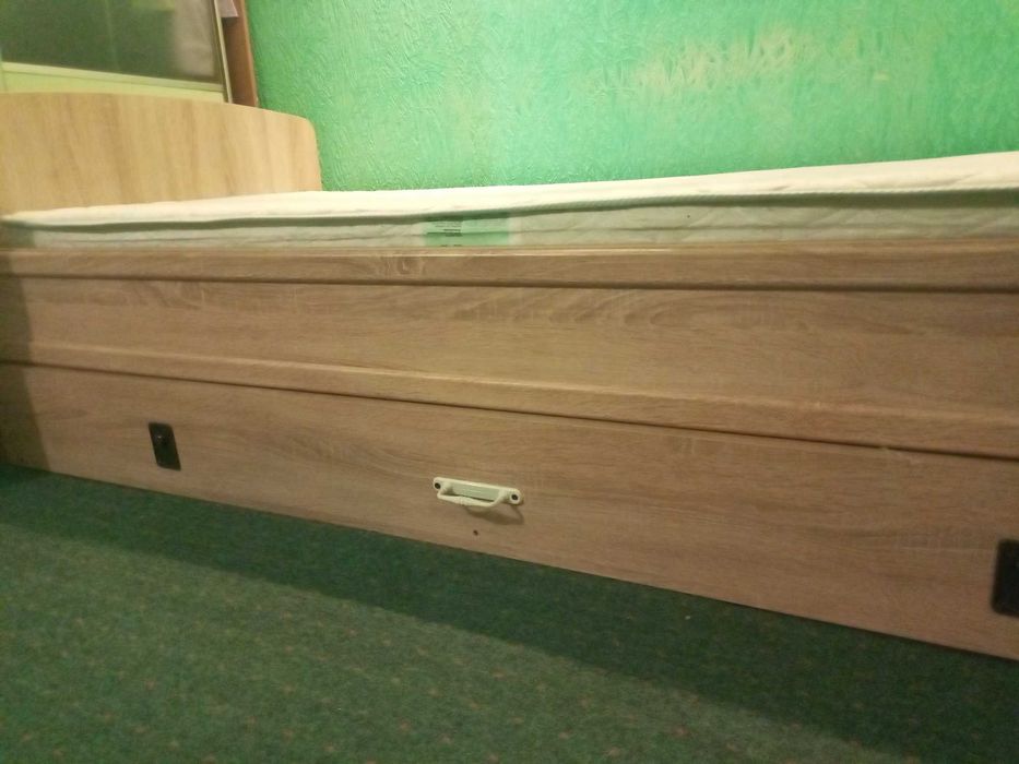 Ліжко , кровать довжина 200 см