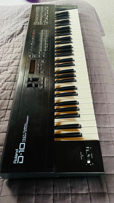 Roland D10 Kultowy syntezator z lat 80