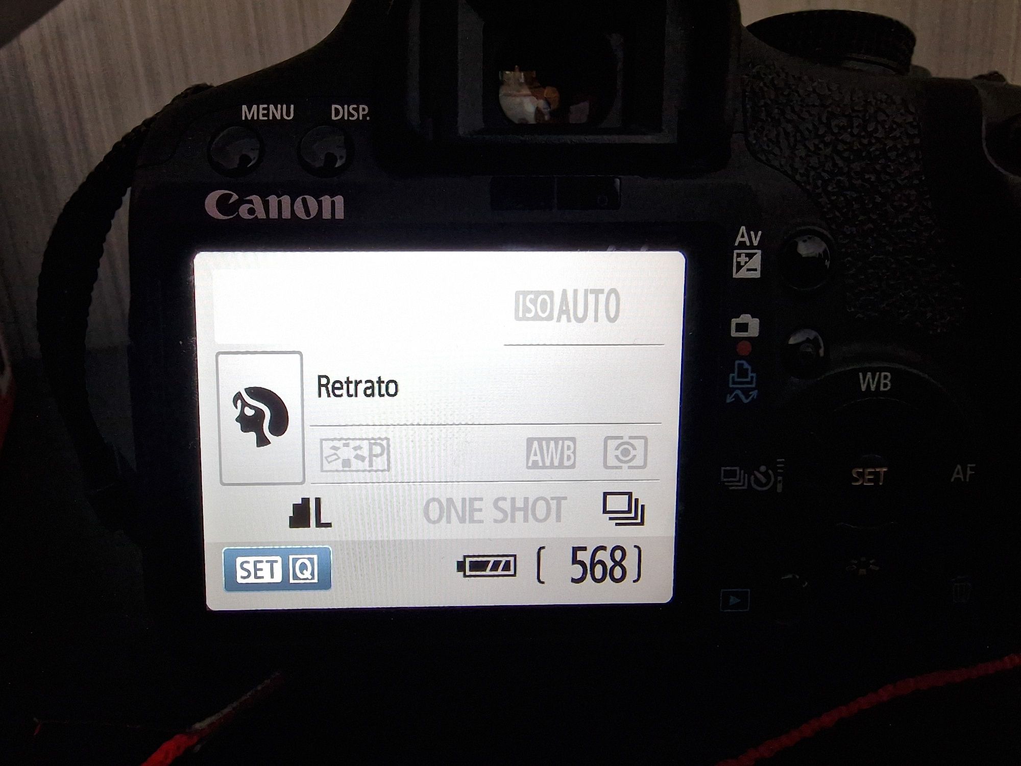 Canon EOS 500D - reflex