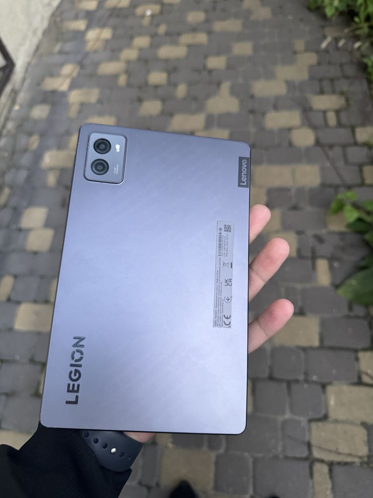 Планшет Lenovo Legion Tab TB320FC / 144Hz / 12/256GB