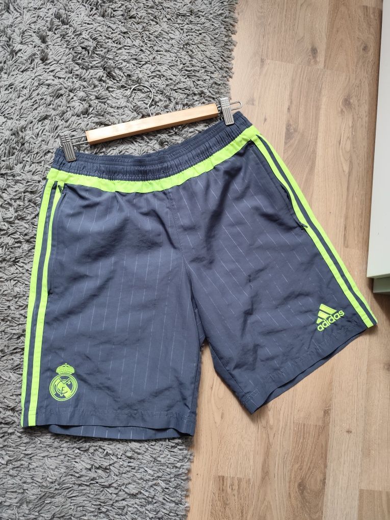 Krótkie spodenki sportowe Real Madryt Adidas r. S