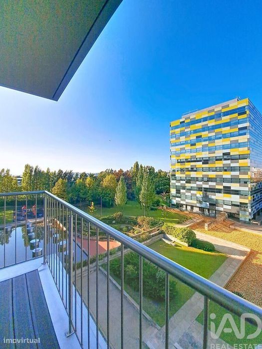 Apartamento T4 em Santa Marinha E São Pedro Da Afurada de 283,00 m2