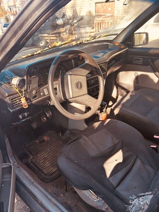 Срочно продам Опель Кадет