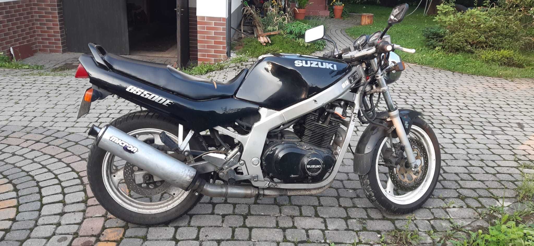Motocykl Suzuki GS500E na kategorie A2