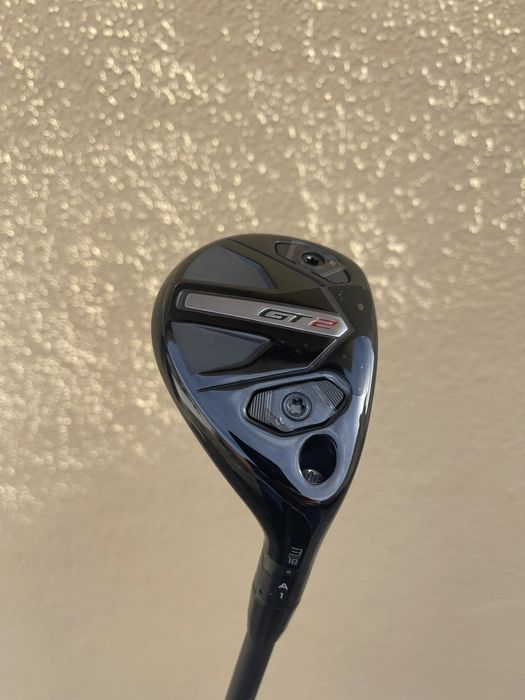 Híbridos da titleist GT praticamente novos