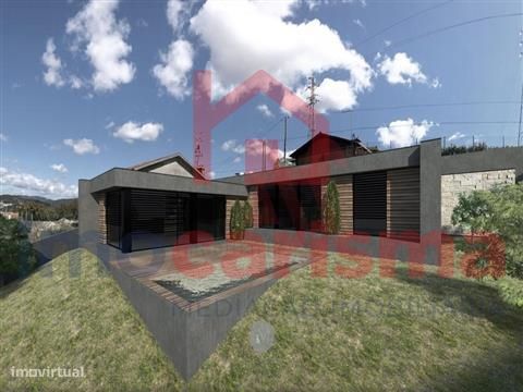 Terreno para construção com 690 m2 em São Martinho do Campo, Santo Tir