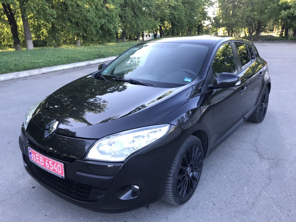 Renault Megane 1.6 бензин