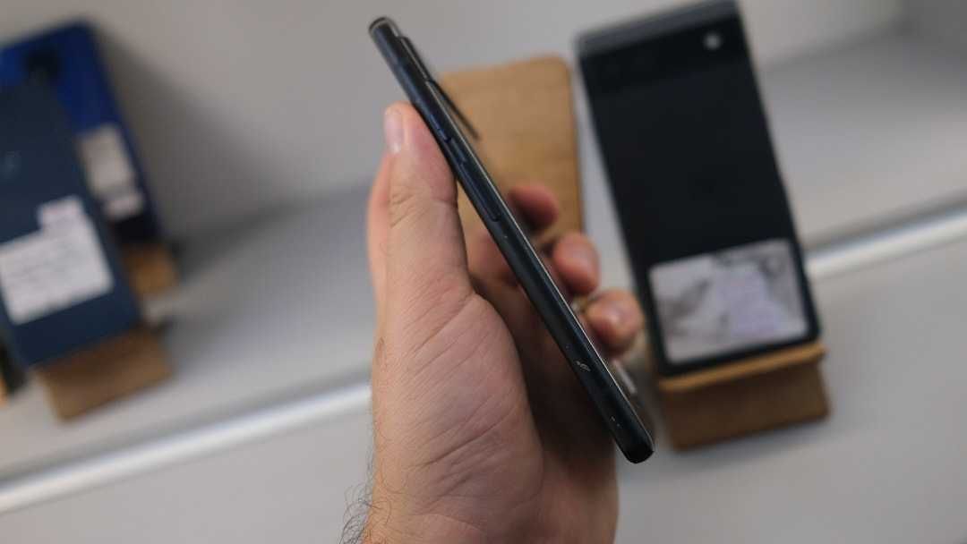 Google Pixel 6a 6/128GB Charcoal Soft Unlock