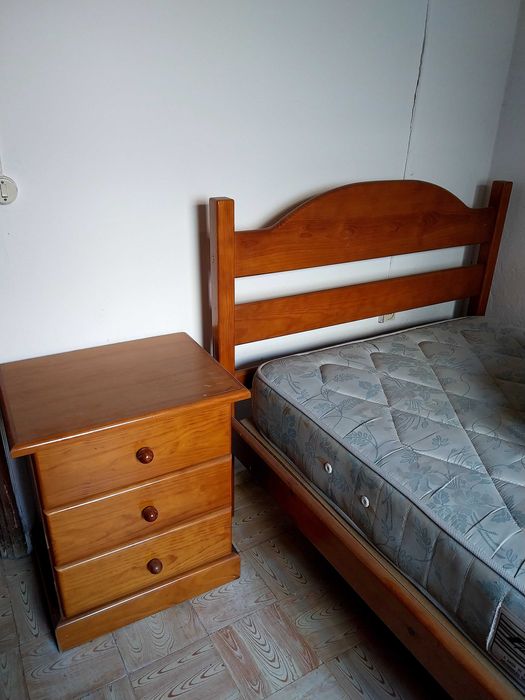 Mobilia quarto solteiro pinho