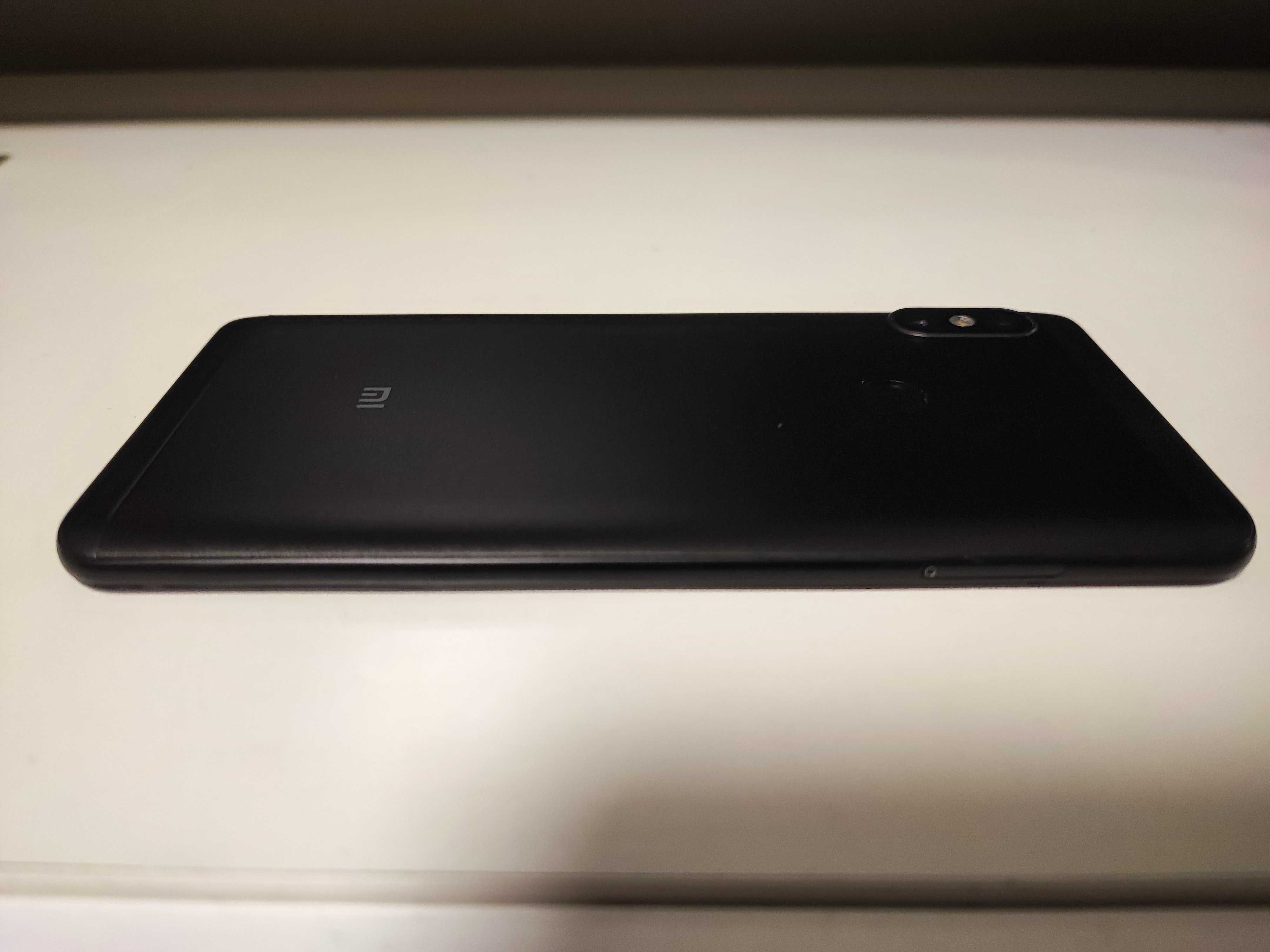 Xiaomi Redmi Note 5 4/64Gb Black Global Ver. состояние нового комплект