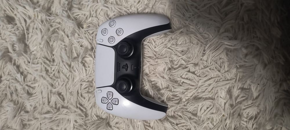 Pad do ps5 Dualsense z analogami TMR