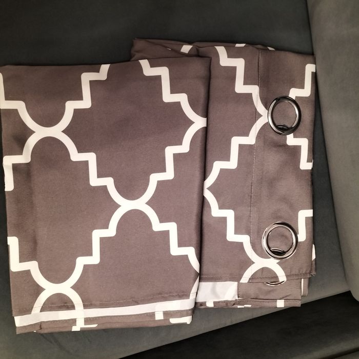 Zasłony na przelotkach