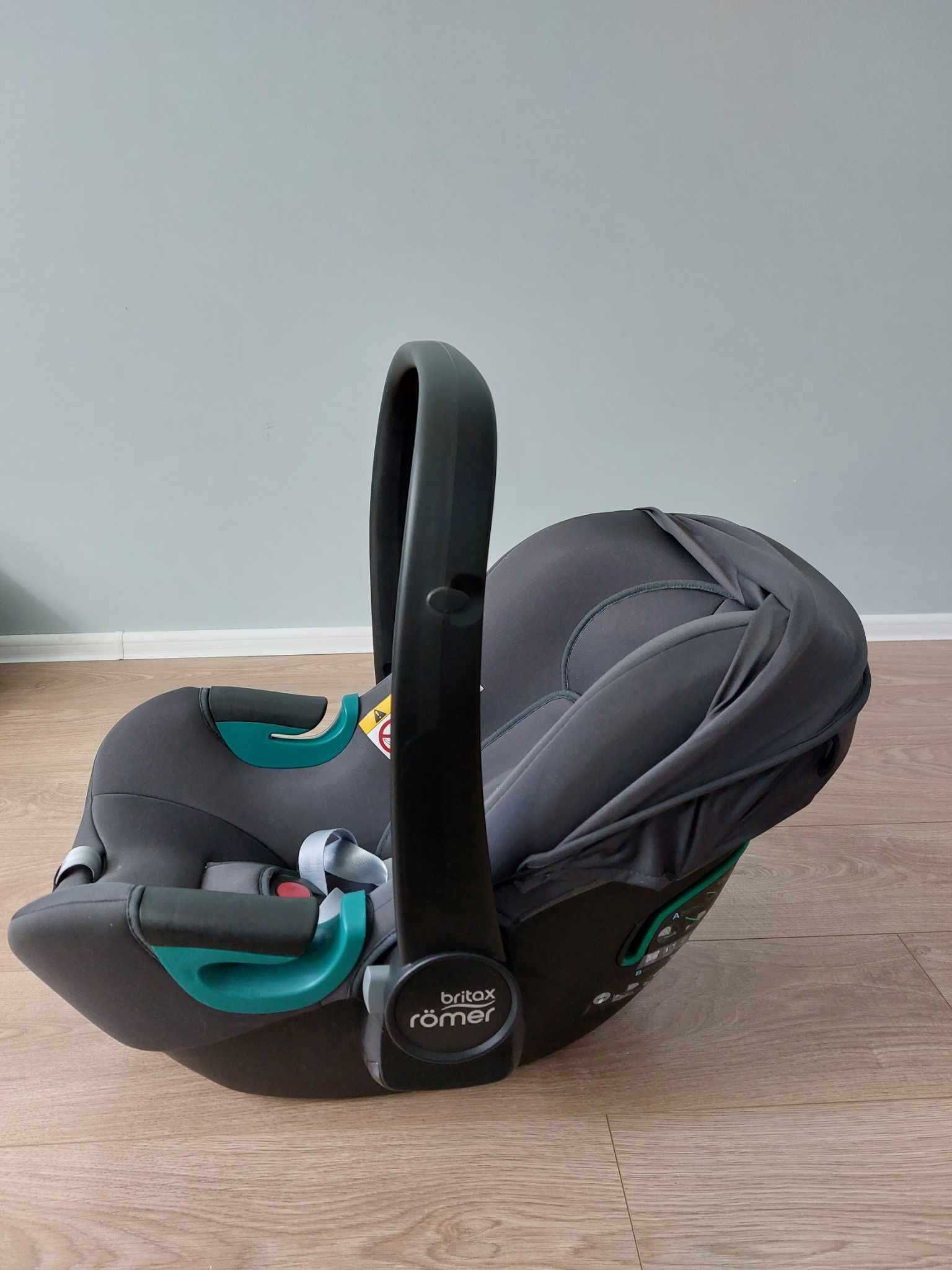 Fotelik Nosidło Britax Romer Baby Safe 3 i-Size 0-13kg (+ wkładka)