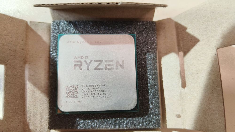 Процессор AMD Ryzen 5 1600 3.6GHz/16M/8GT/s (YD1600BBM6IAE) sAM4, tray