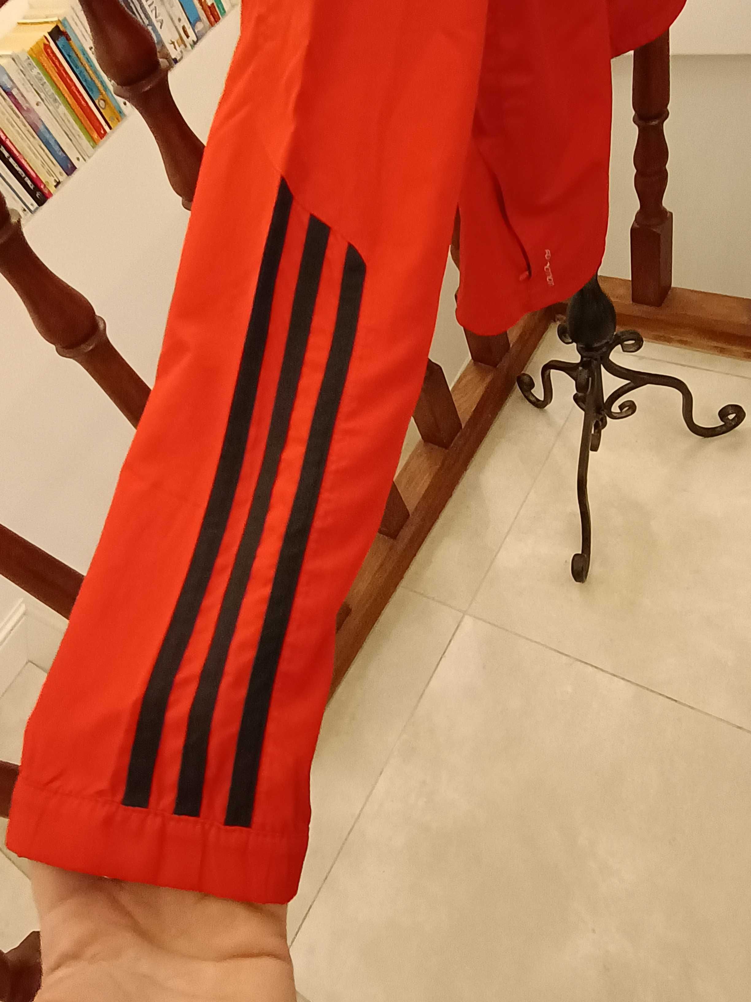 Adidas wiatrówka czerwona
