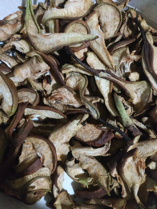 Сушена груша (ціна за 1 кг з олх-доставкою)