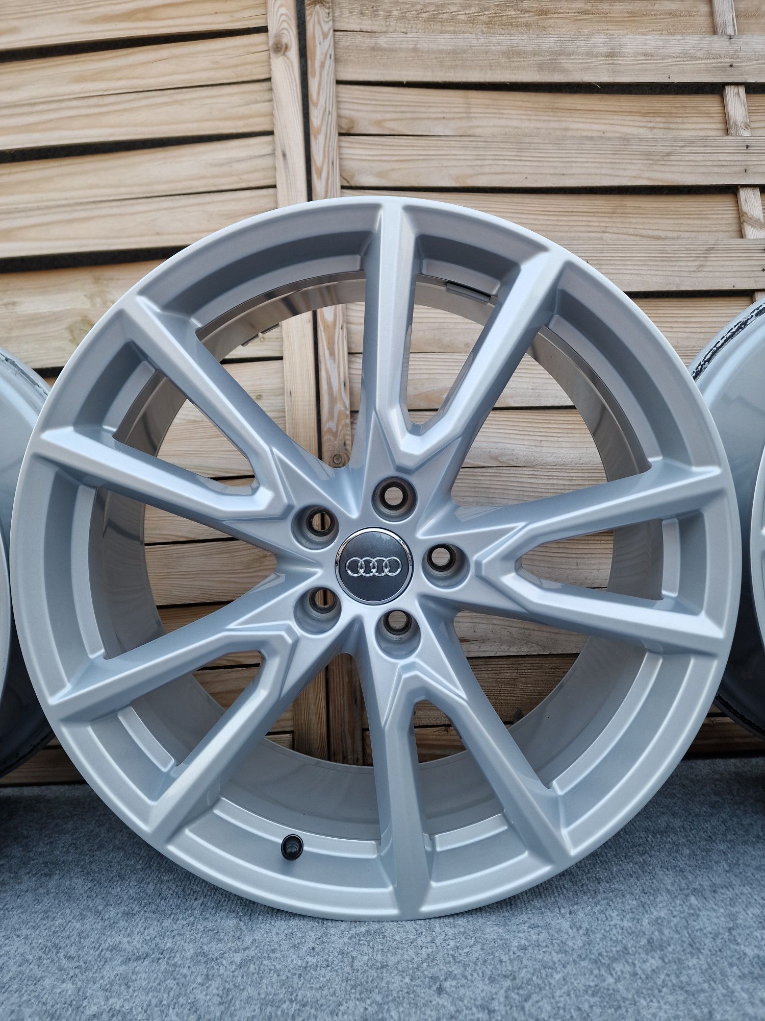 FELGI 20' 5x112 AUDI A3 A4 A6 A8 Q2 Q3 Q4 Q5 S3 S4 S5 S8 RS-5 e-tron