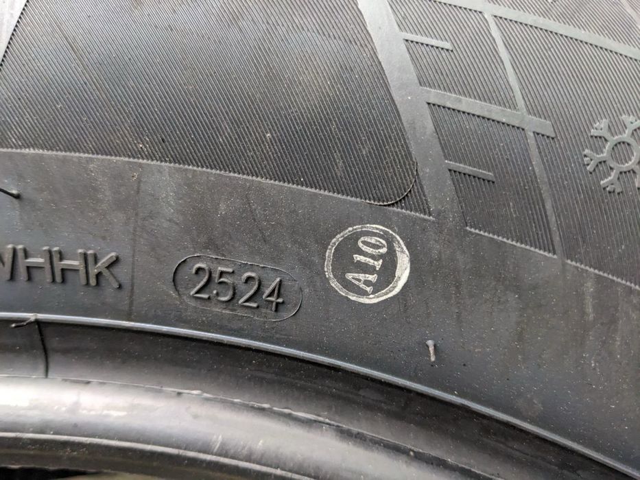 Зимові 245/60R18 Kapsen SnowShoes AW33 105T шини нові (4шт)