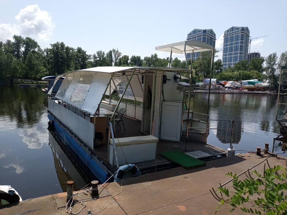 Оренда плавучої альтанки з мангалом l Аренда беседки для отдыха