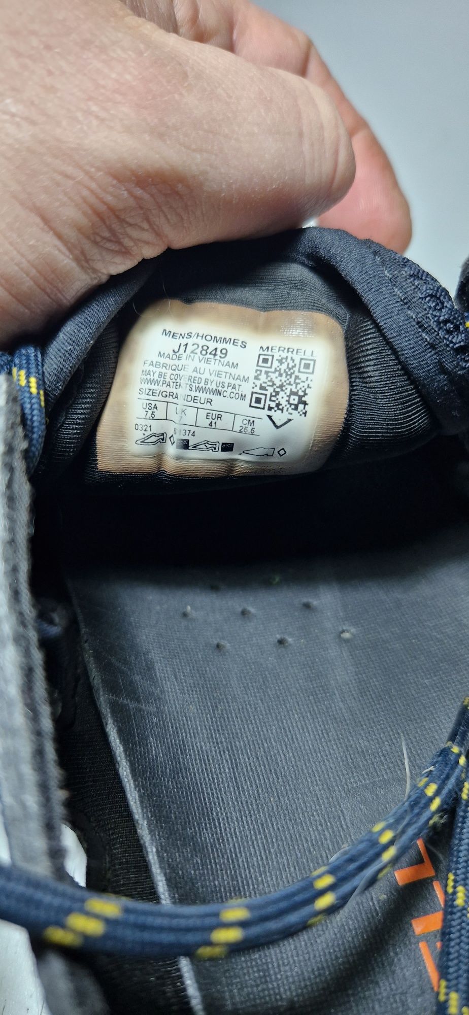 Merrell 41.        .