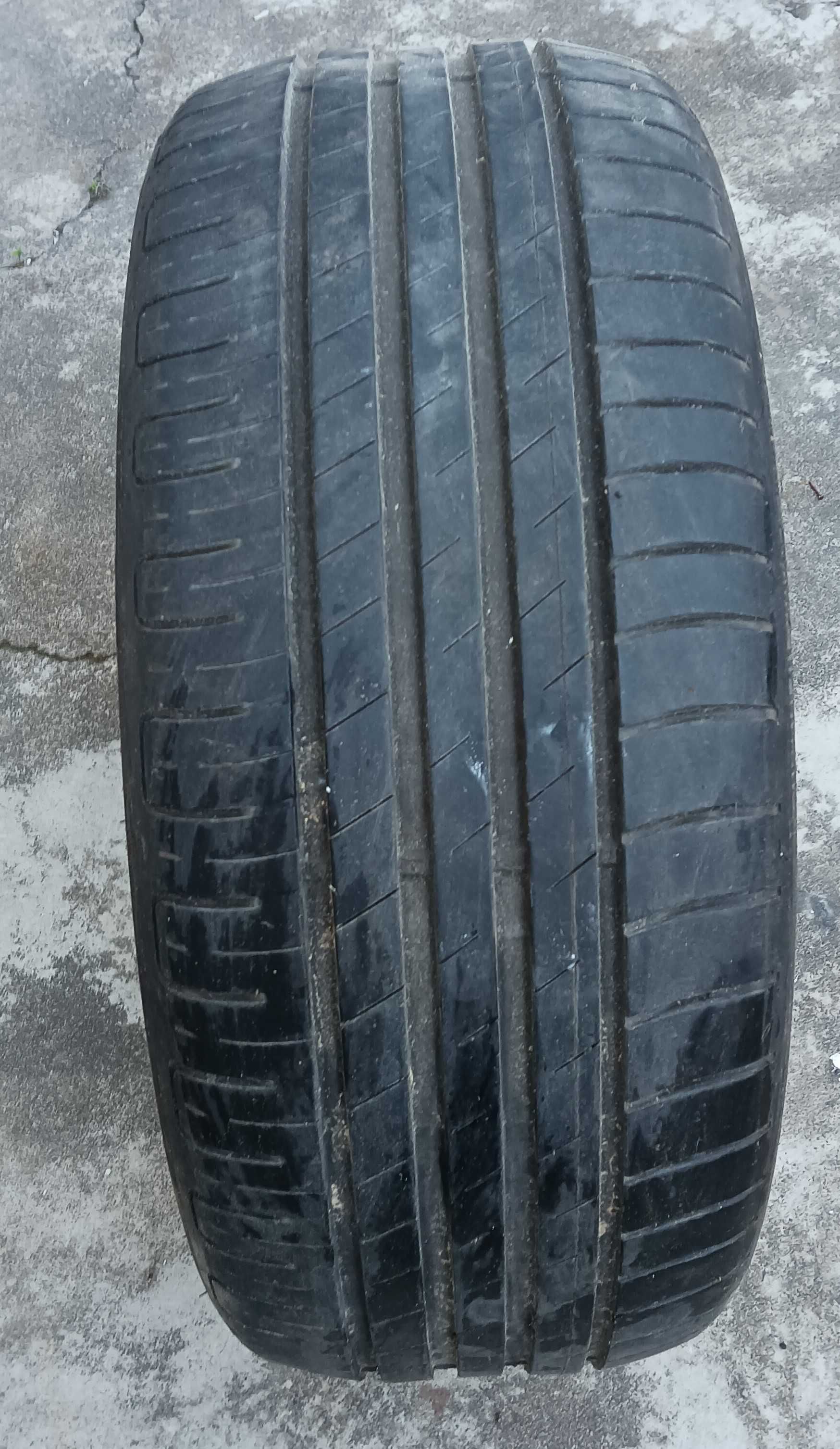 Pneu Good Year Efficient grip 215/50R17 95W