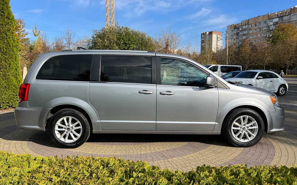 Dodge Grand Caravan 2020