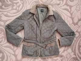 Pikowana kurtka jesienno zimowa z paskiem khaki Oasis
