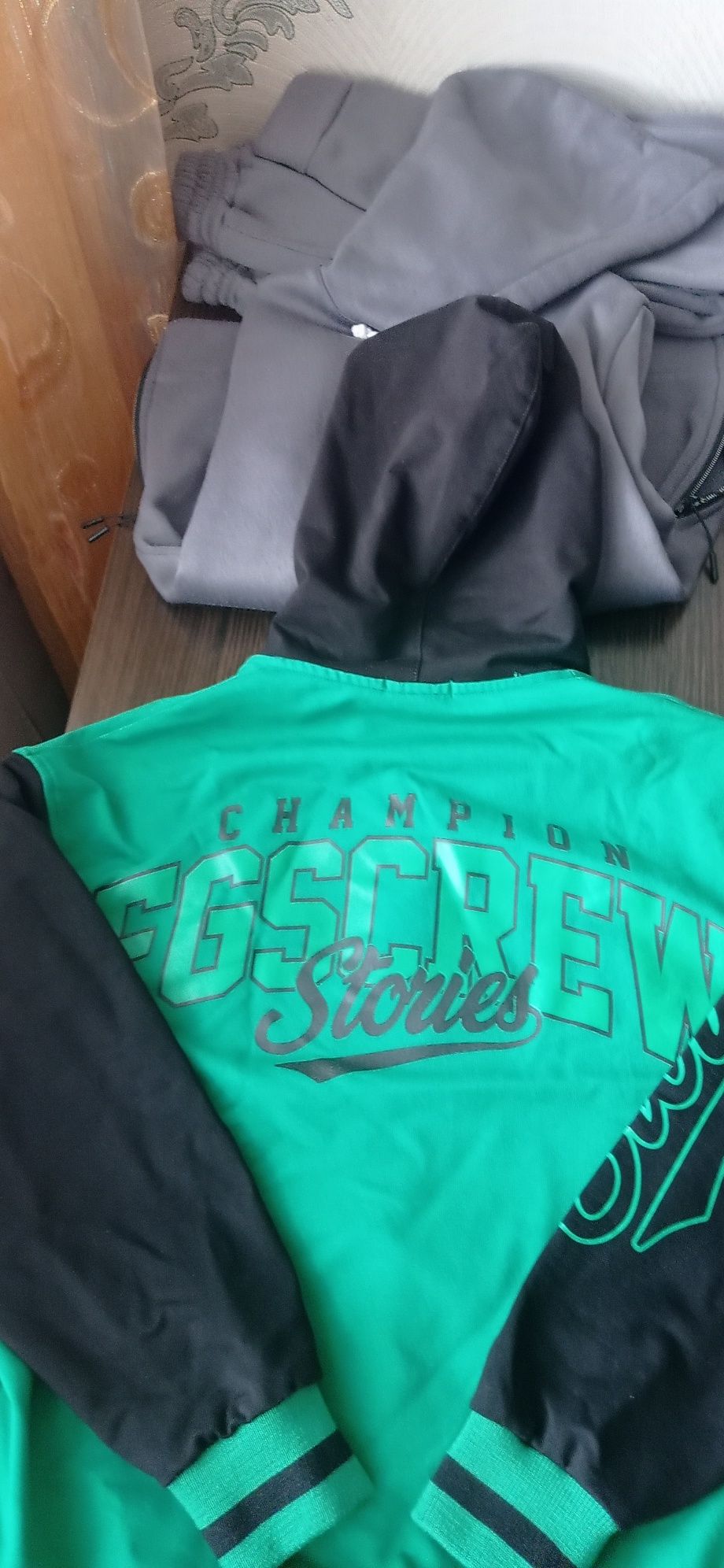 Продам. Пакет речей. На зріст 134-146 Primark.