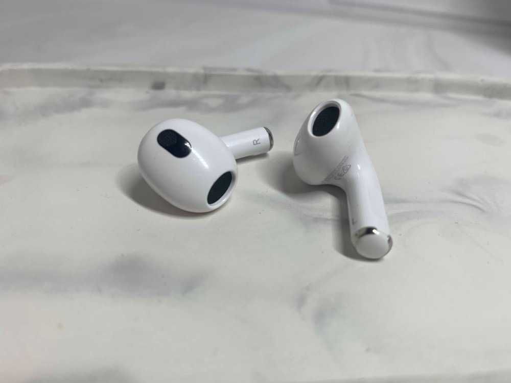 AirPods 3 (оригінальний мікрофон) з повною функціональністю