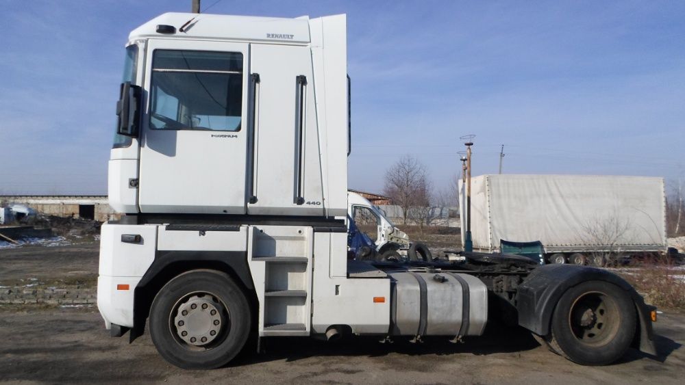 РОЗБОРКА Рено Магнум dxi e-tech E3 Renault Magnum кабина двери стекло