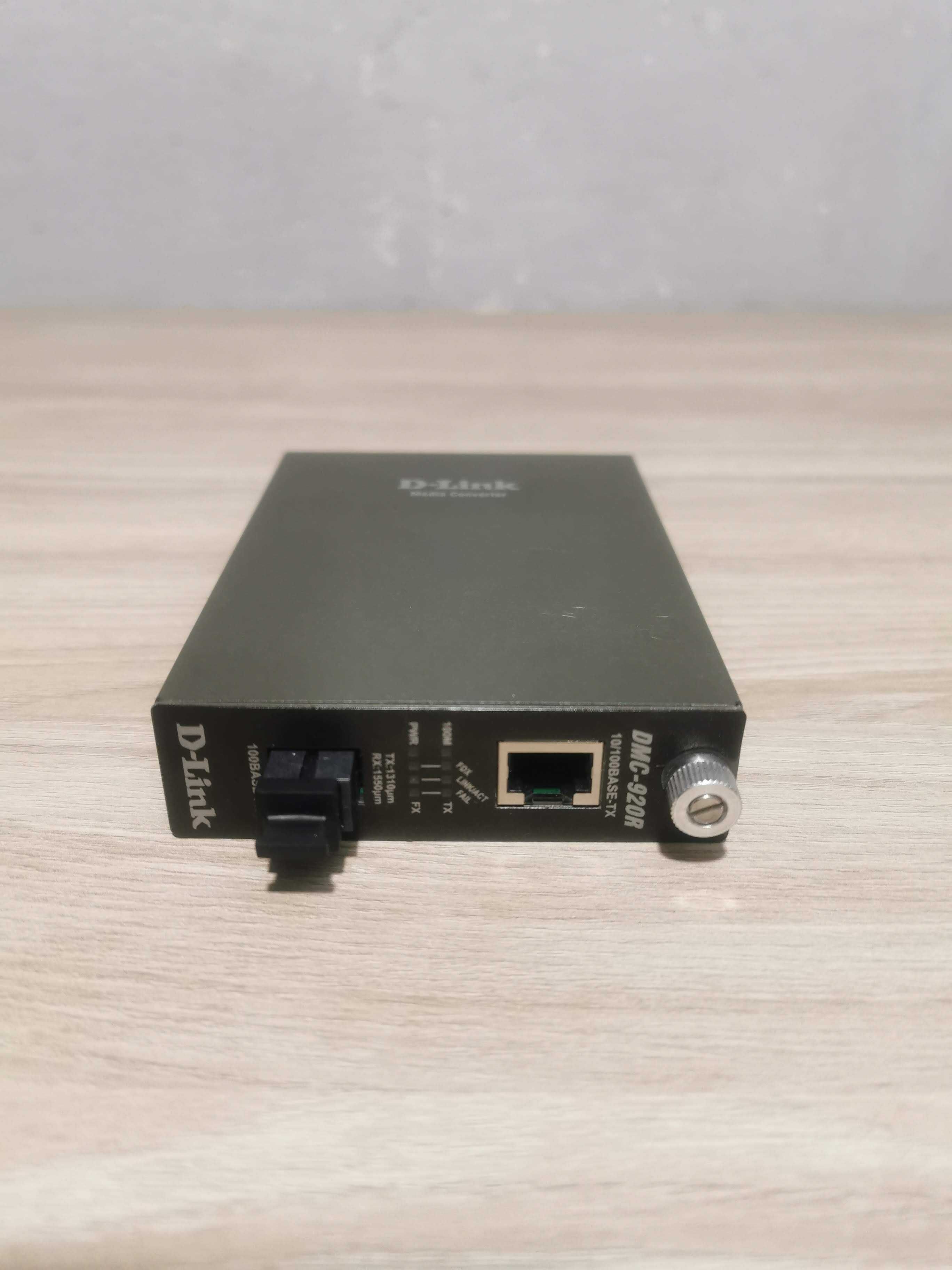 Медиаконвертеры D-Link Dmc-920T и DMC-920R