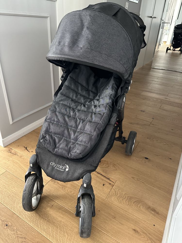 Wózek spacerówka baby jogger city mini 4 koła