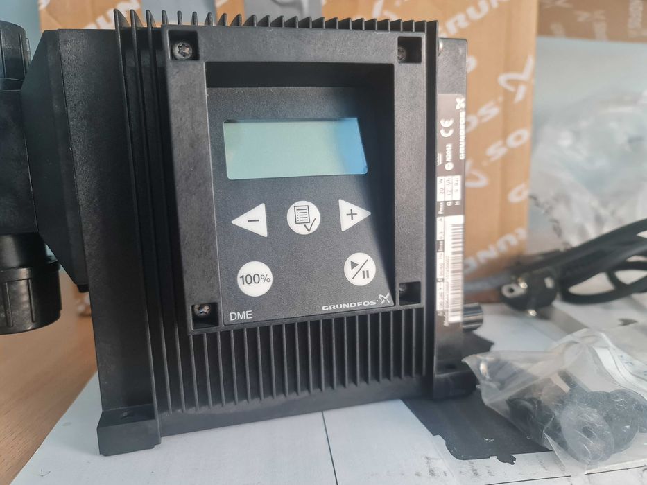 Дозирующий насос Grundfos DME 12-6A-PP / Grundfos DME8-10AR