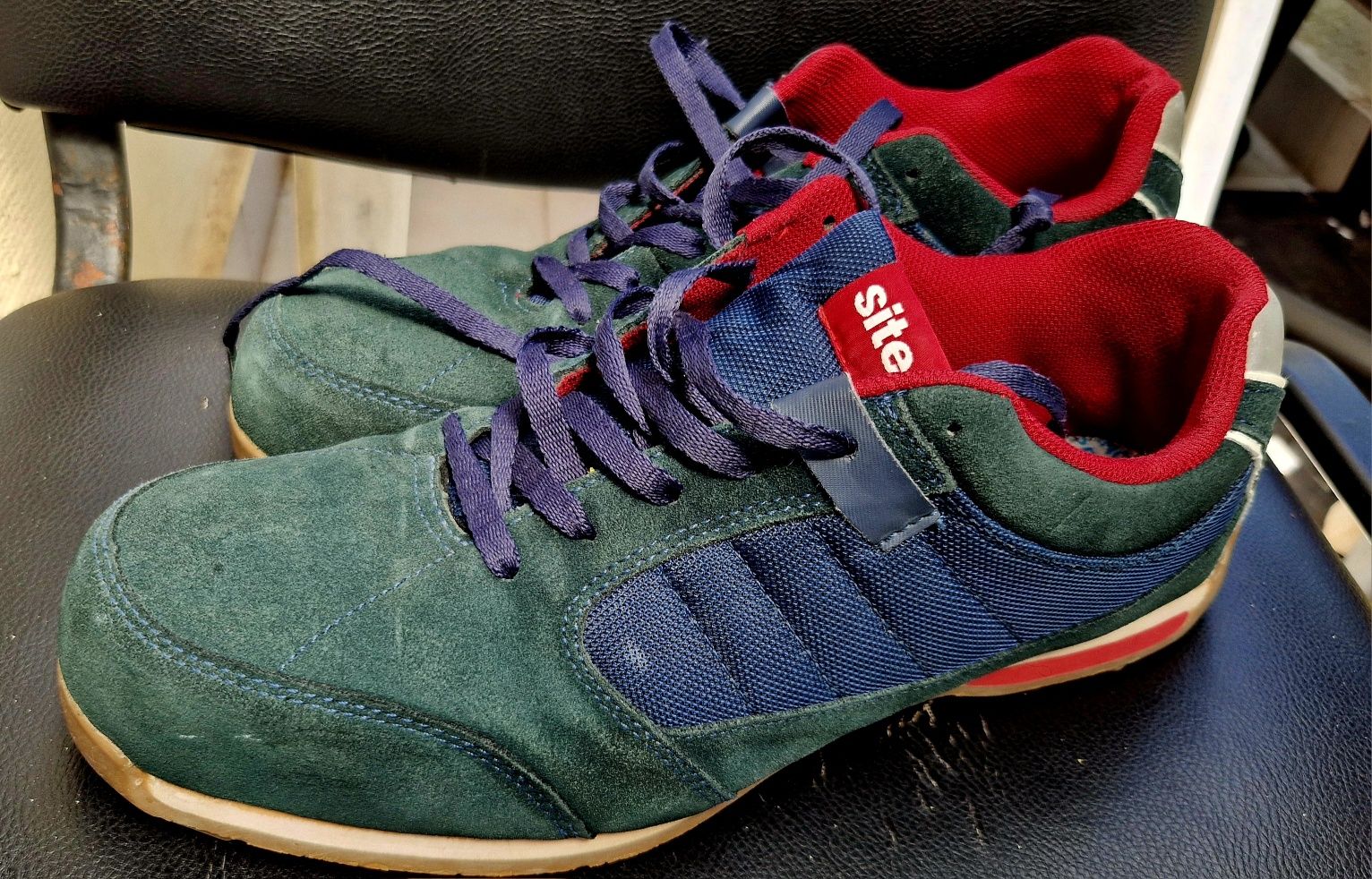 Botas de trabalho s/novas tipo tenis de segurança biqueira de aço n 45