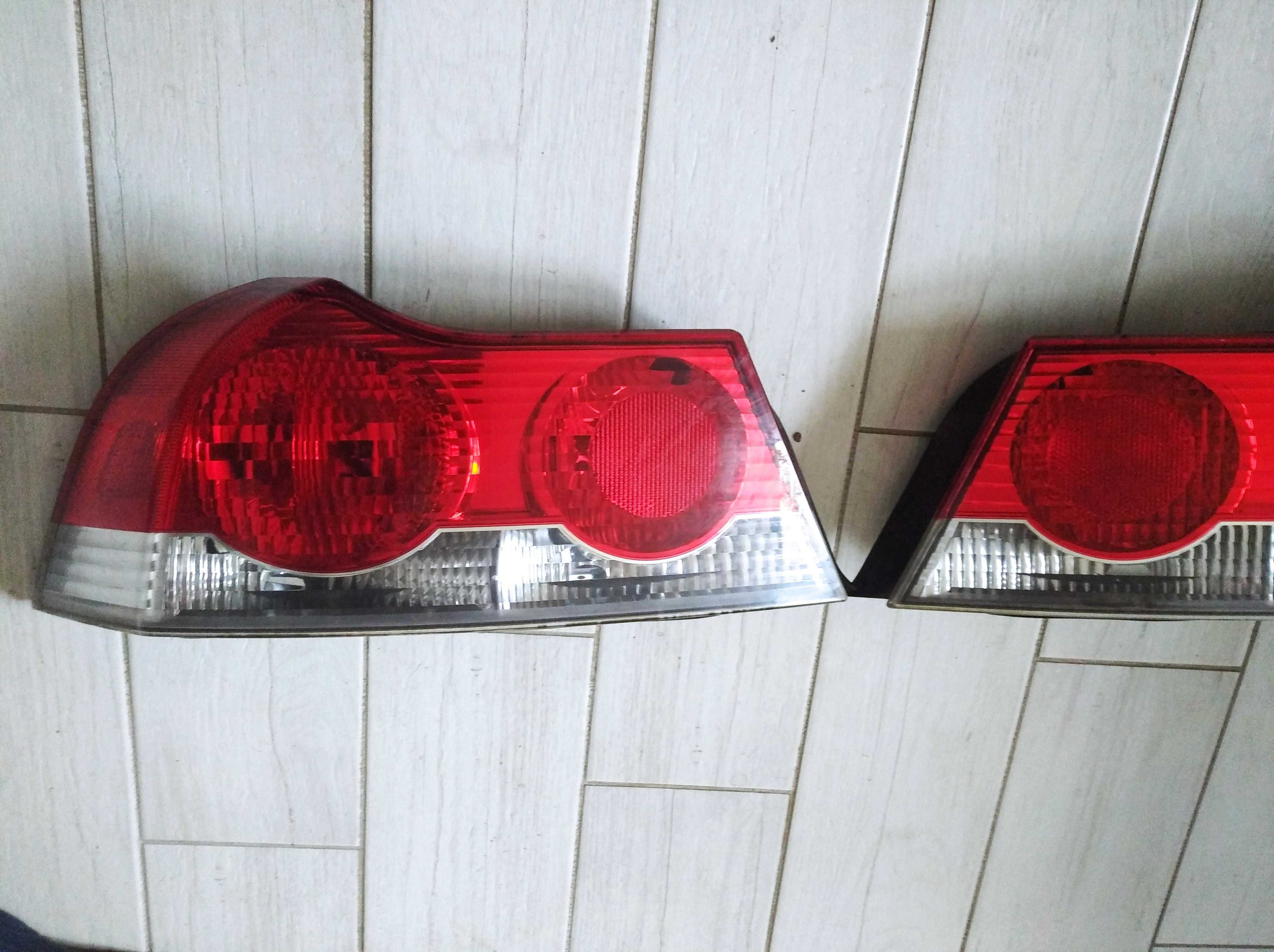 Lampy Tylne Komplet Volvo C70 II Lampa Tył Tylnia Volvo C-70 II 05-09