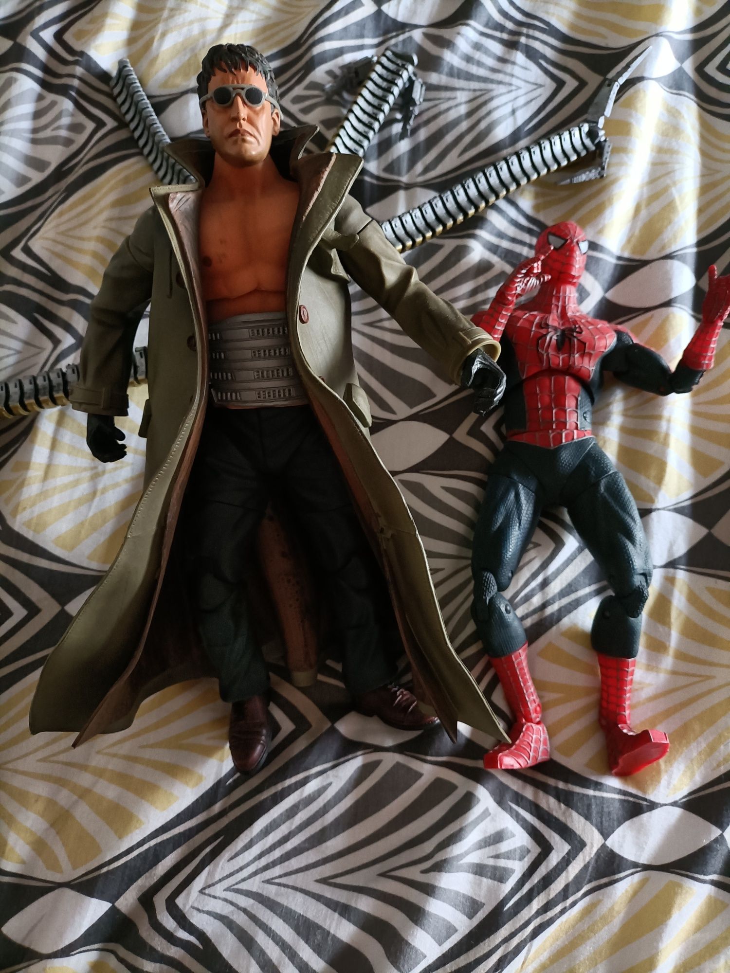 Figuras de coleção Spider man+dr octopus